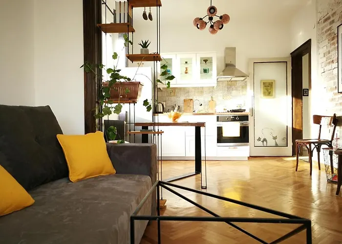 Sunny Downtown For 4 * ソフィア